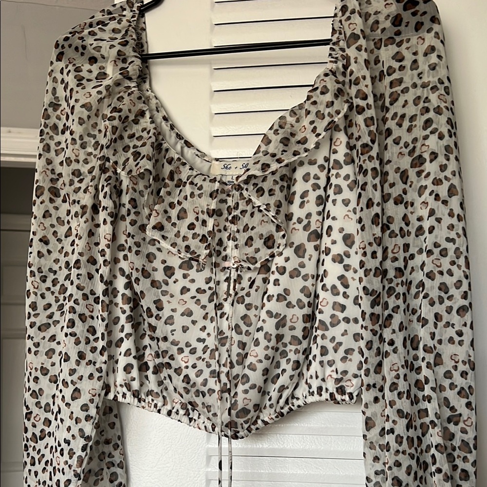 She + Sky White Cream Long Sleeve Tie Front Blouse